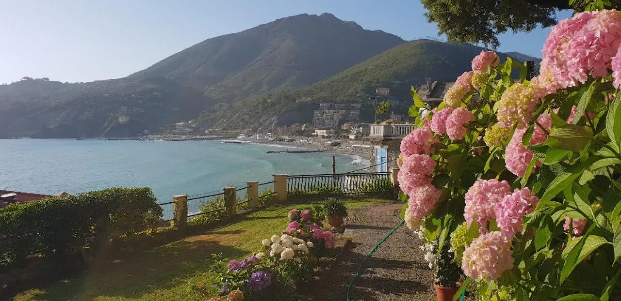 Villa Mare Blu Levanto 0*,