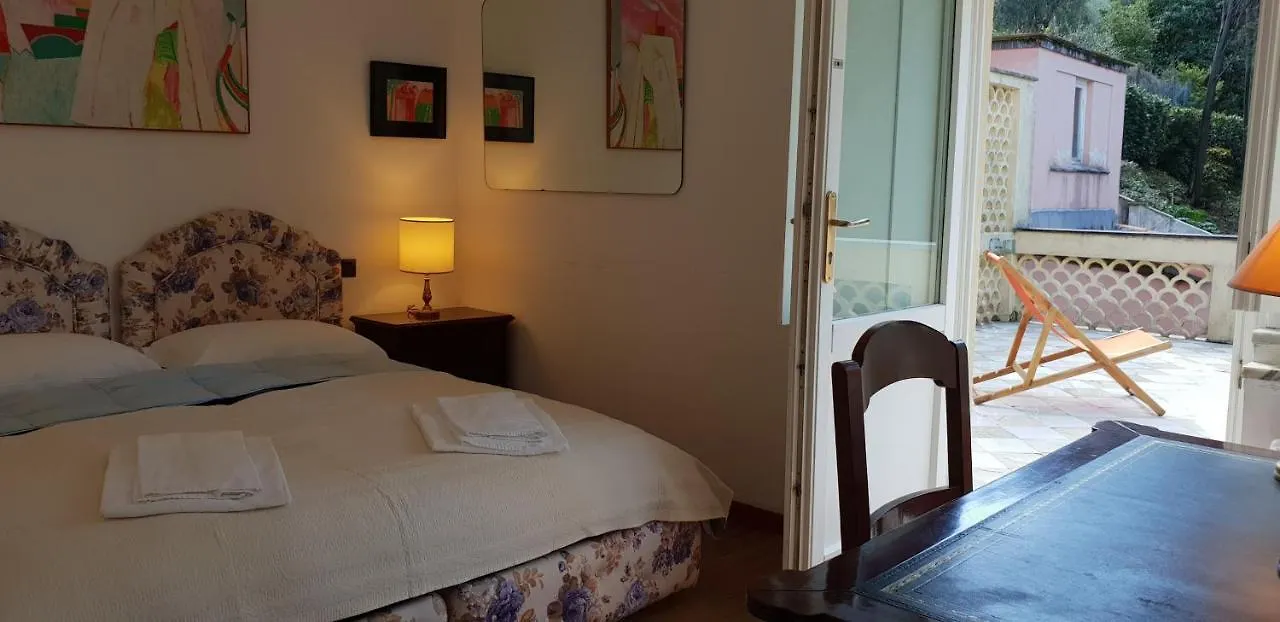 Villa Mare Blu Levanto Italien